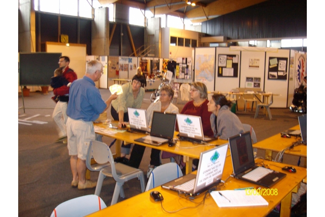 2008, Fête des Associations à Mayenne : Stand du Patrimoine du Pays de Mayenne