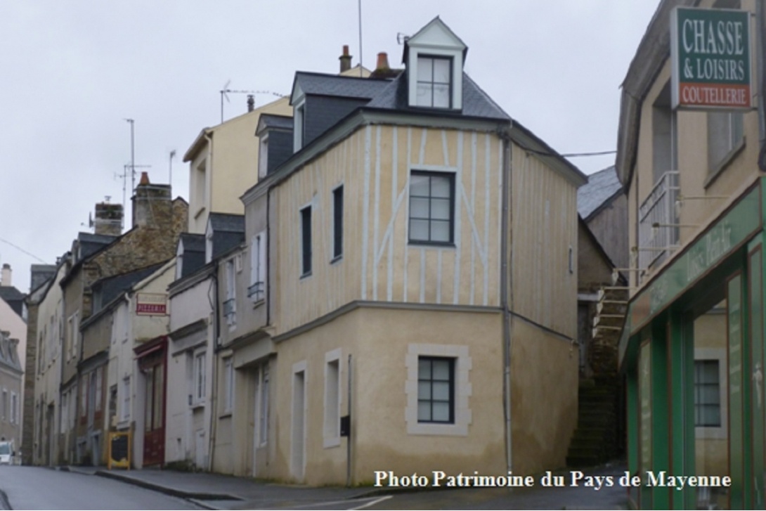 Colombages à Mayenne - rue Jules Ferry