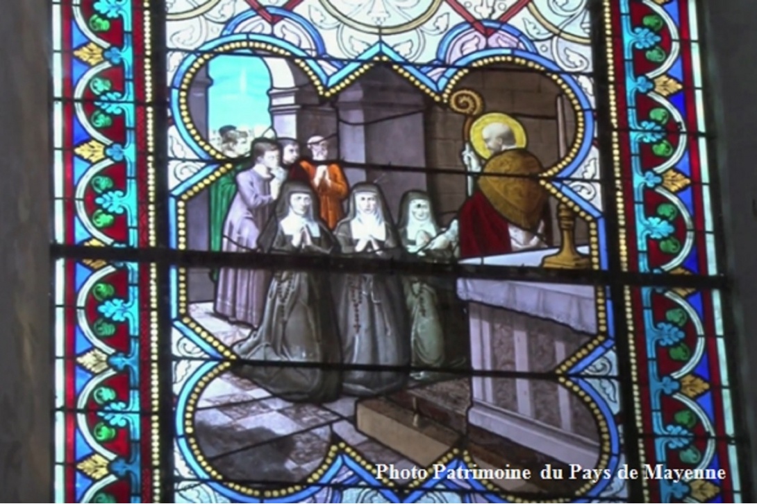 La Visitation de Mayenne - Vitrail de la Chapelle