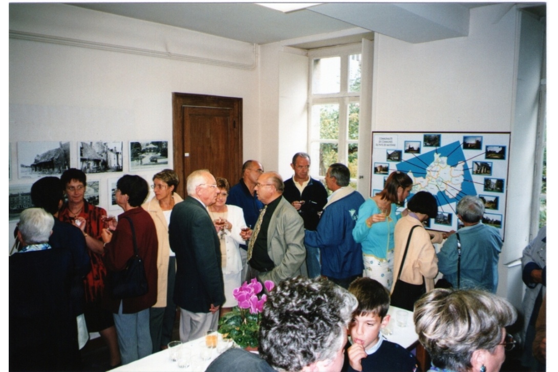 Cahier n° 16, des Capucins aux Visitandines - Vernissage de l'expo, dans nos locaux