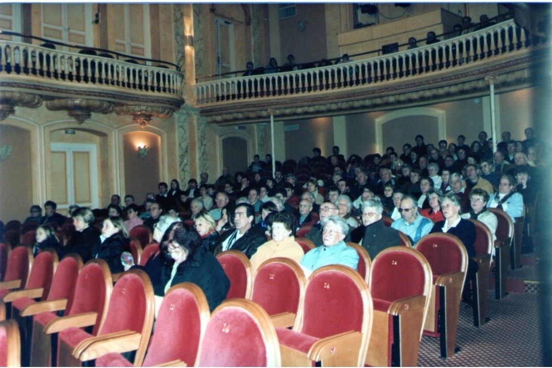 Les Actualités Mayennaises - Projection au théâtre