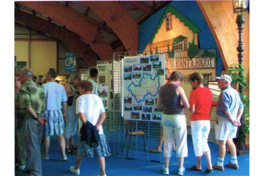 Foire de la Madeleine 2003 - stand du Patrimoine du Pays de Mayenne