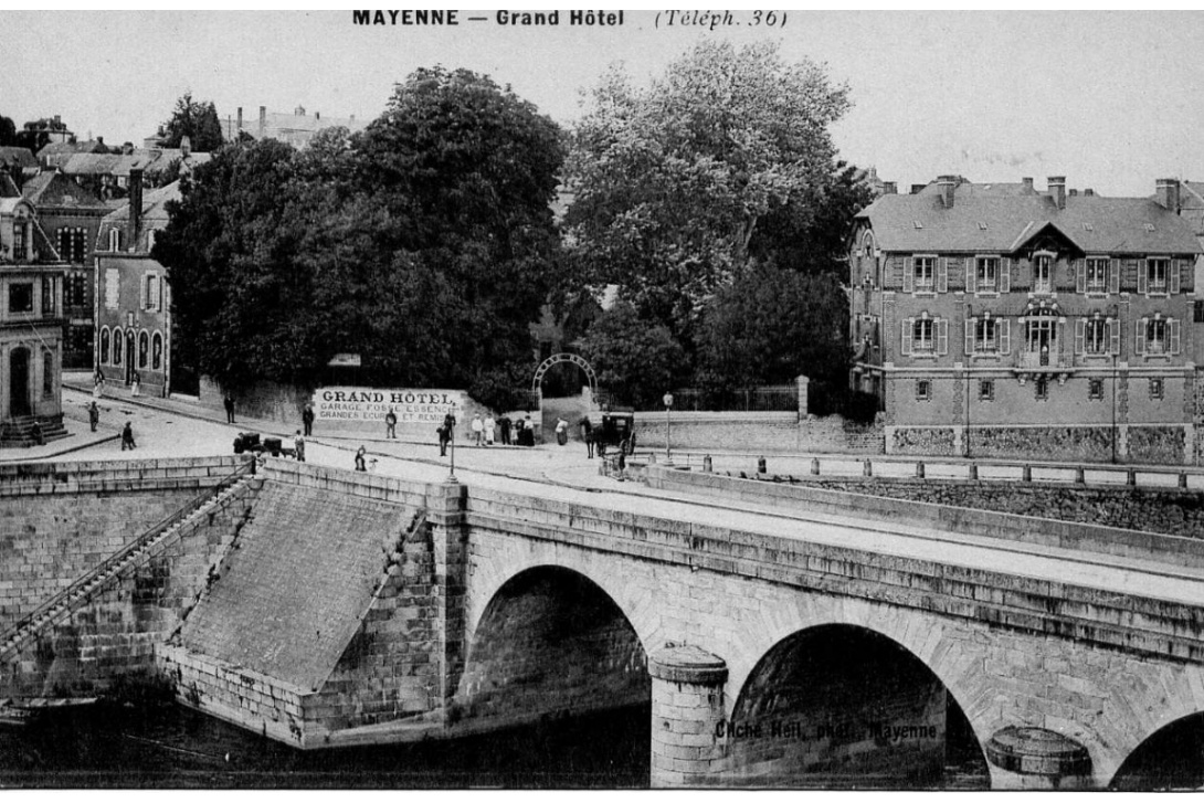 Libération de Mayenne - Pont de la Caisse d'Epargne sauvé par le soldat américain James Mac Racken
