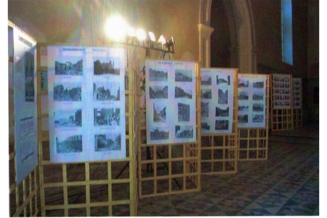 Journées du Patrimoine 2004 - Exposition, la Libération de Mayenne