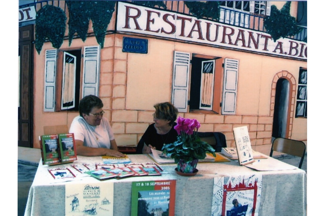 2005, Fête des Associations à Mayenne : Stand du Patrimoine du Pays de Mayenne