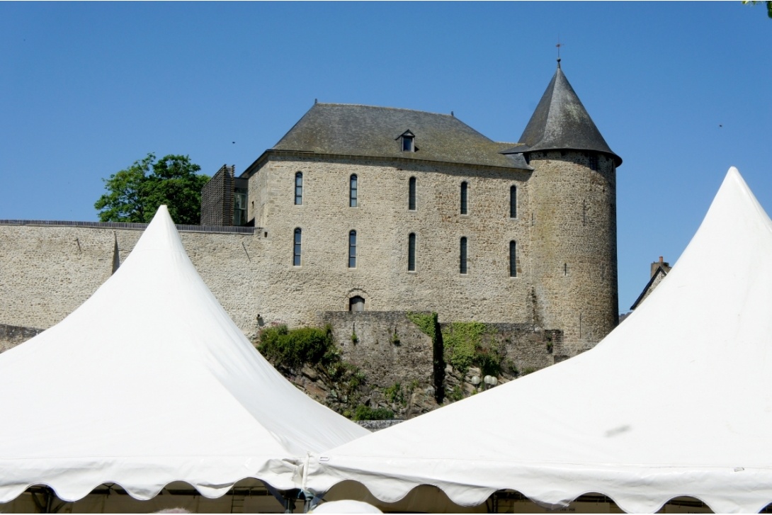 Cahier n° 37, Première course de côte à Mayenne en 1912 - Un beau ciel bleu pour cet anniversaire