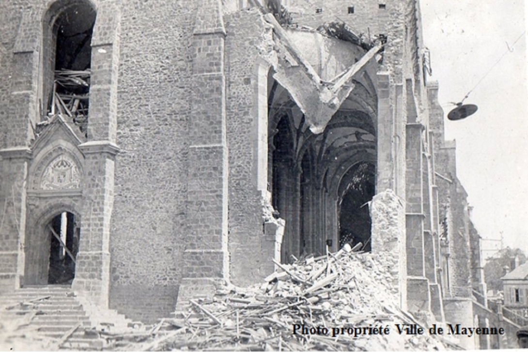 Bombardement de Mayenne - Basilique Notre-Dame
