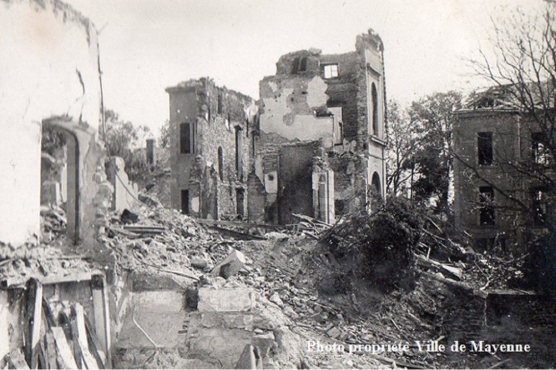Bombardement de Mayenne - Bâtiment central de l'hôpital