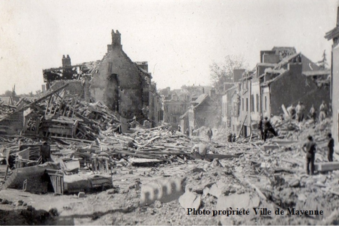 Bombardement de Mayenne - Rue de la Madeleine