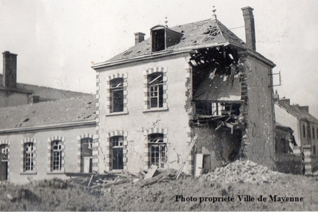 Bombardement de Mayenne - Ecole Jules Ferry