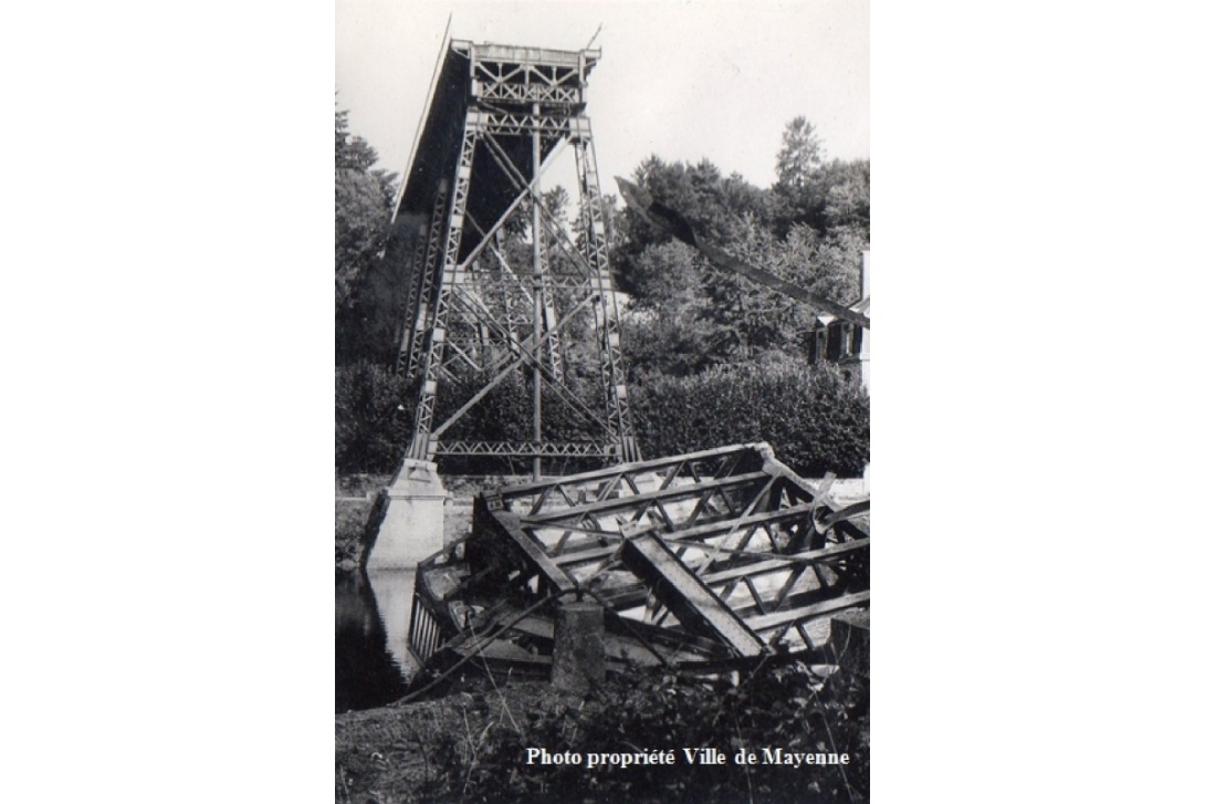 Libération de Mayenne - Viaduc miné par les Allemands