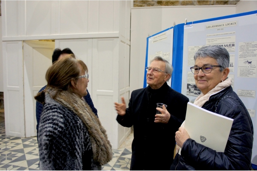 Cahier n° 42, l'Imprimerie à Mayenne, Tome II : Nos expos sont toujours le théâtre de discussions animées ...