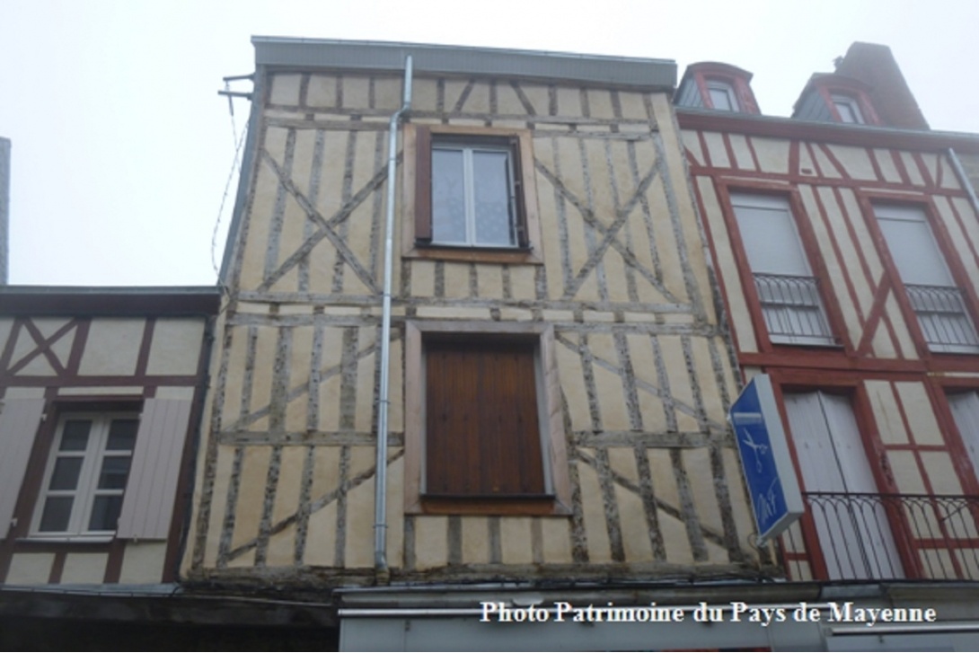 Colombages à Mayenne - 40 rue du 130ème RI
