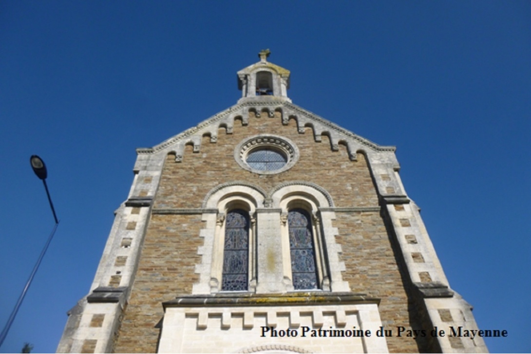 Ces têtes qui vous observent - Chapelle Saint Joseph, la Providence, rue du Docteur Sauvé