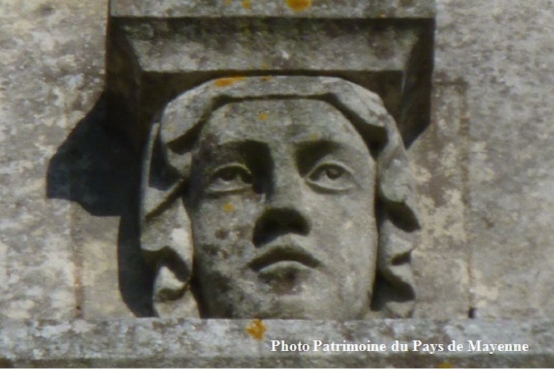 Ces têtes qui vous observent - Chapelle Saint Joseph, la Providence, rue du Docteur Sauvé