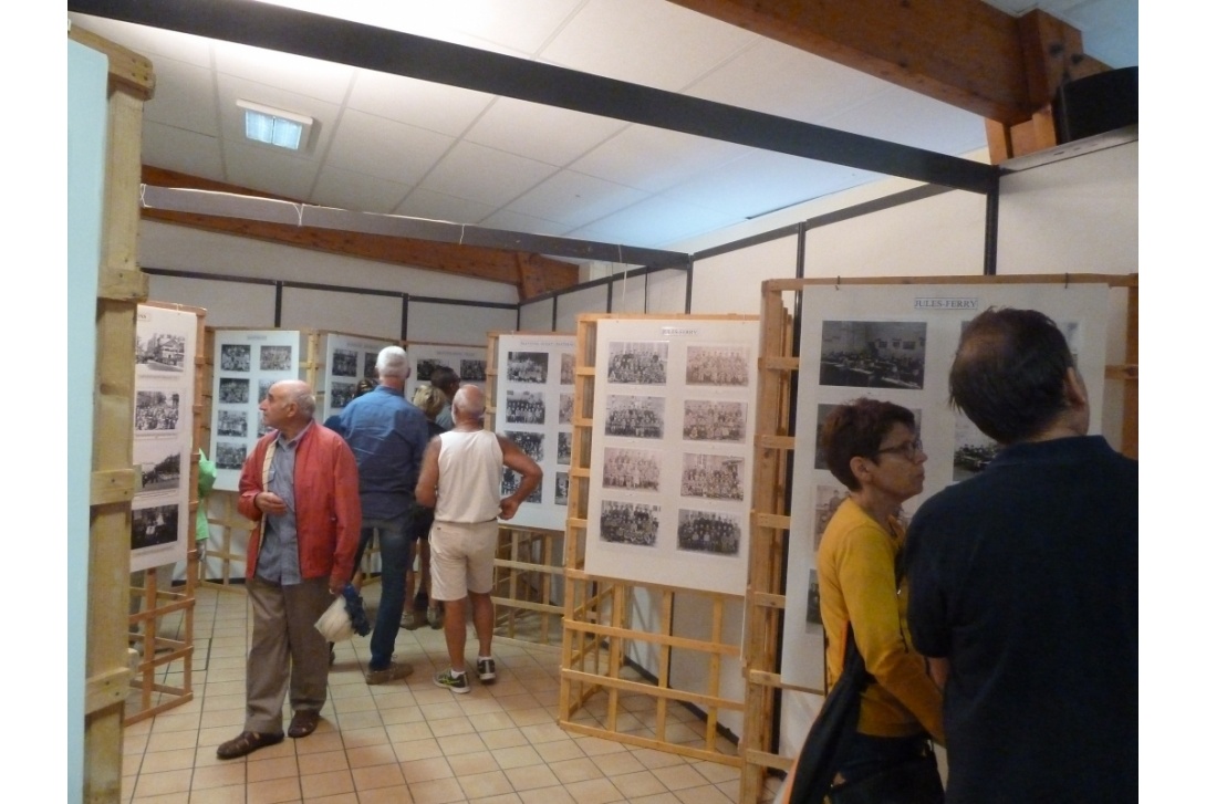 Foire de la Madeleine 2017 - Stand du Patrimoine du Pays de Mayenne, expo photos d'écoles