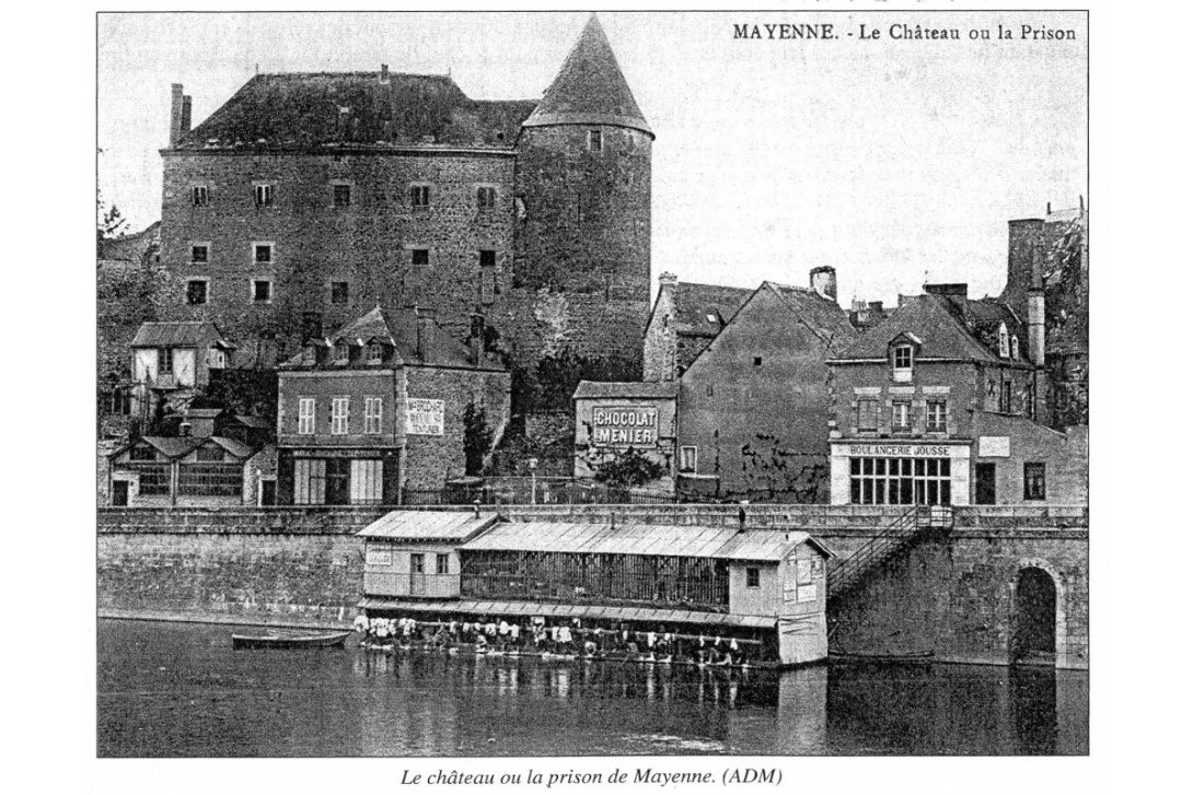Ancienne prison de Mayenne servant d'accueil