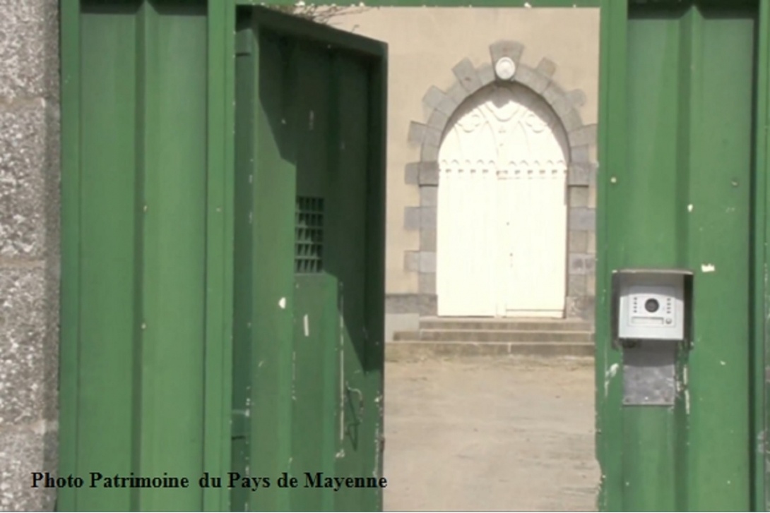 La Visitation de Mayenne - Portail d'entrée