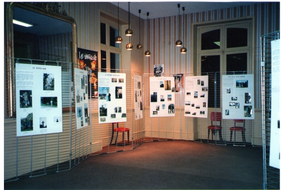 Croix et Calvaires de la Mayenne - Exposition à la Bibliothèque de Mayenne