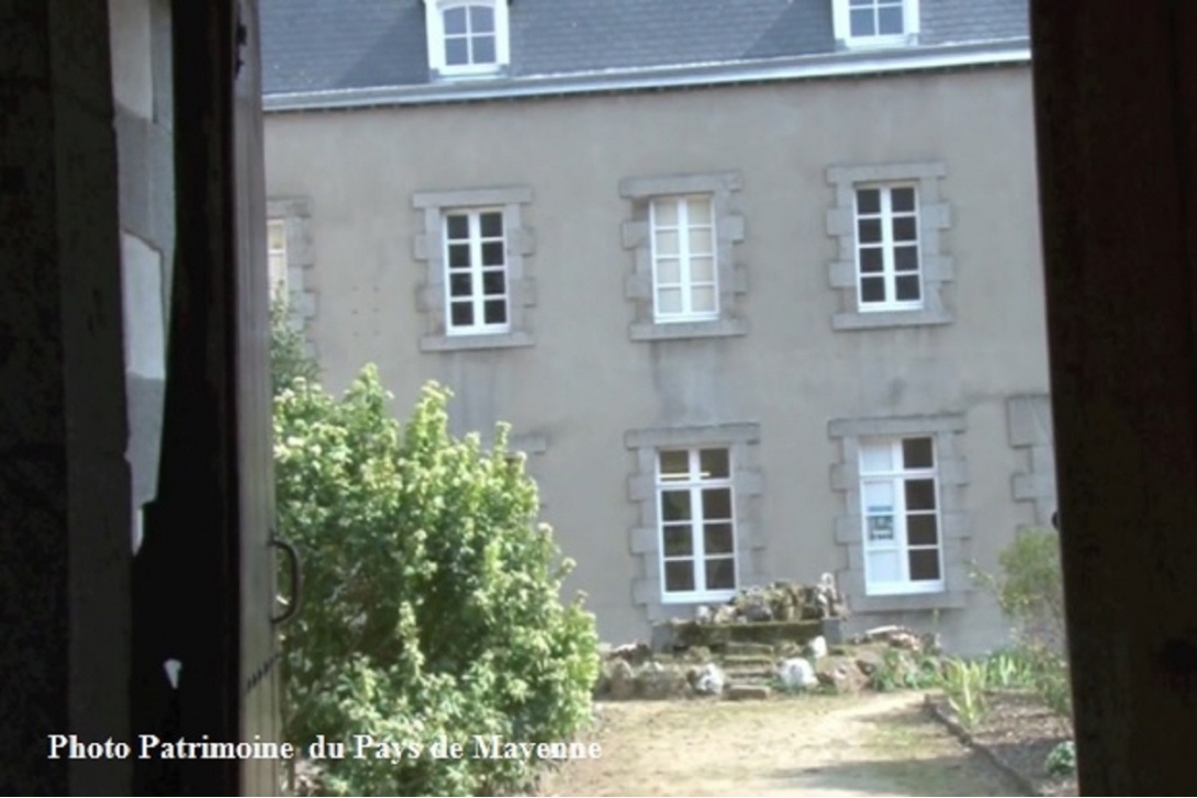 La Visitation de Mayenne - Cour aux provisions