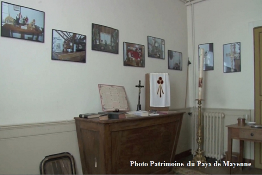 La Visitation de Mayenne - Bureau de la Supérieure converti en petit musée